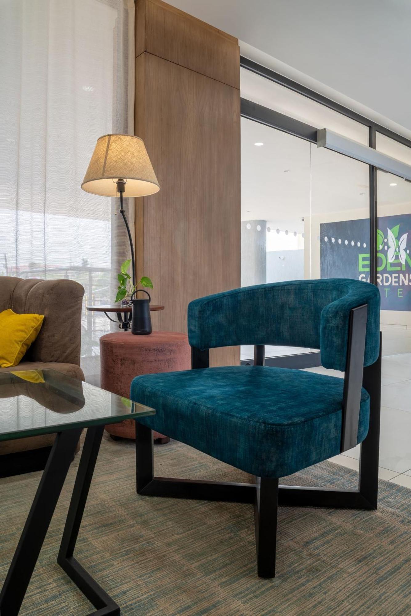 Eden Gardens Hotel Акра Екстериор снимка