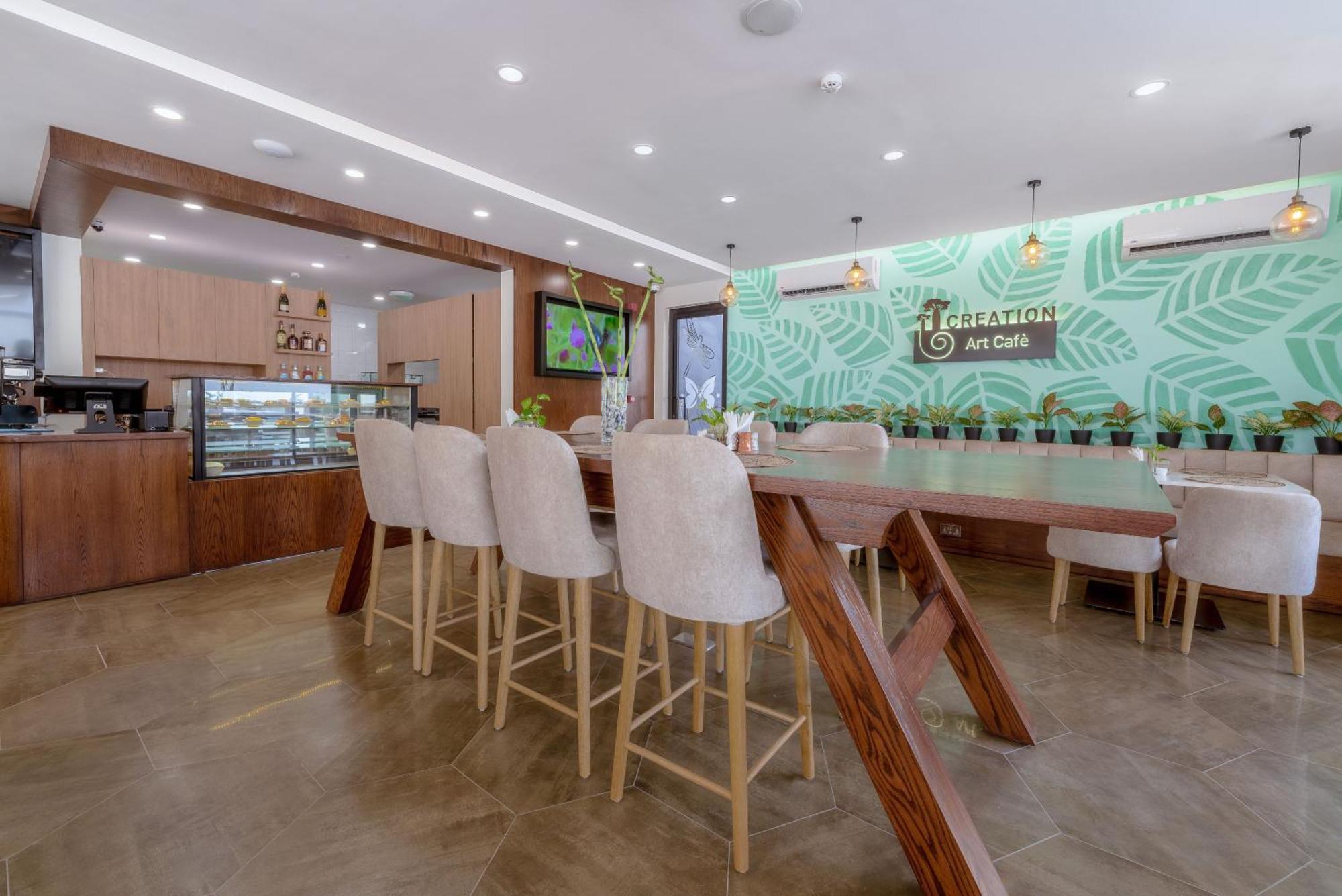 Eden Gardens Hotel Акра Екстериор снимка