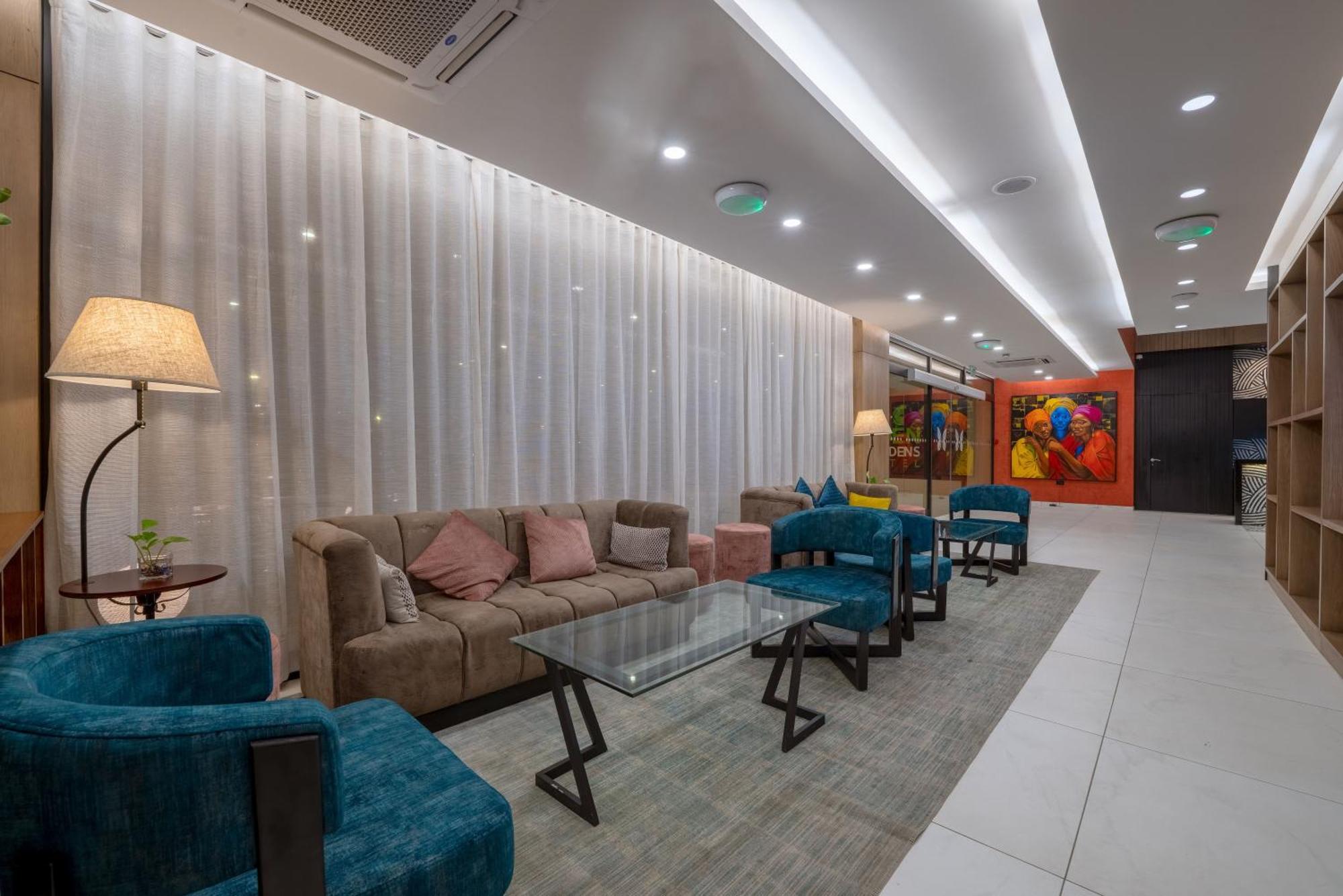 Eden Gardens Hotel Акра Екстериор снимка